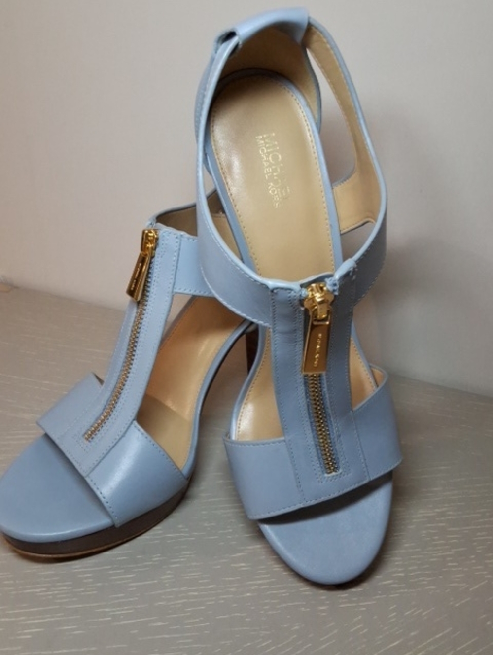 Michael Kors Light Blue Zip Up Heeled Sandals - Size 9.5M - Berkley T-Strap